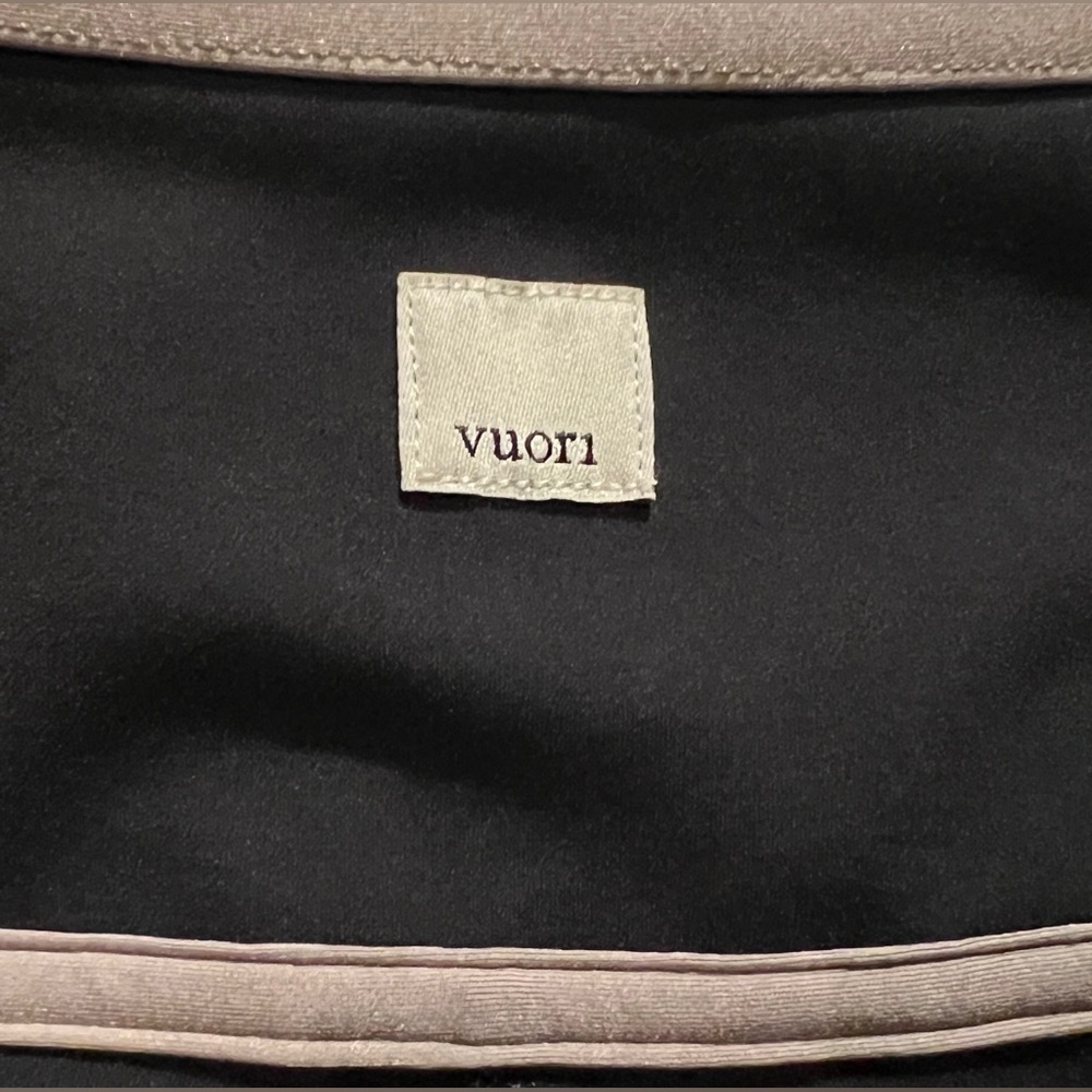 VUORI ✨ The Daily Piper Performance Legging ✨ Black and Tan ✨ Small - Picture 5 of 9